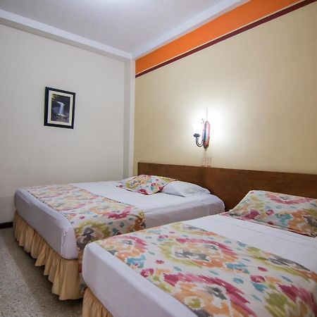 Hotel Valdivia Plaza Jardín Dış mekan fotoğraf