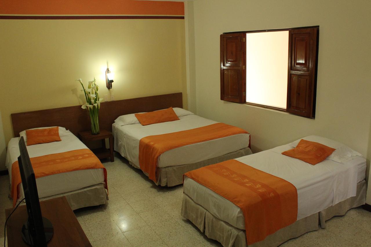 Hotel Valdivia Plaza Jardín Dış mekan fotoğraf