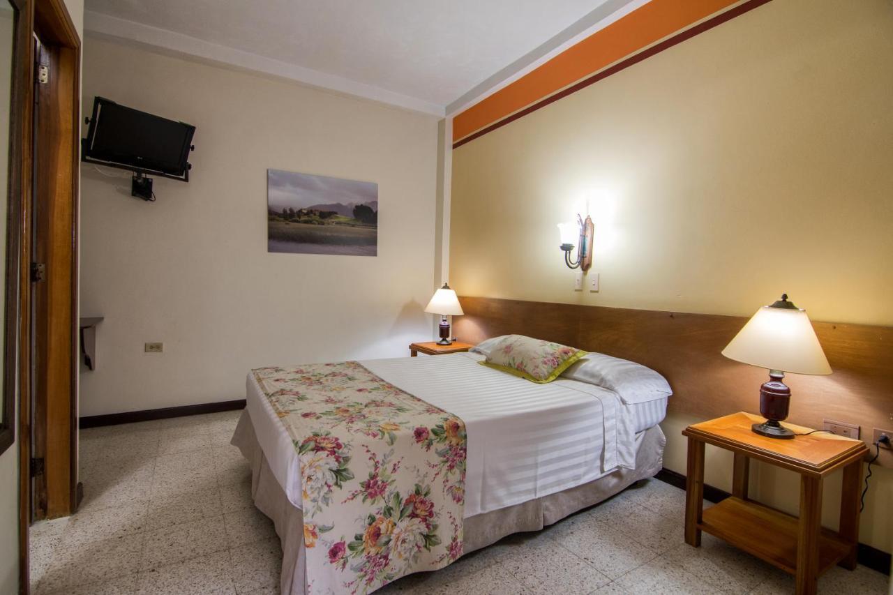 Hotel Valdivia Plaza Jardín Dış mekan fotoğraf