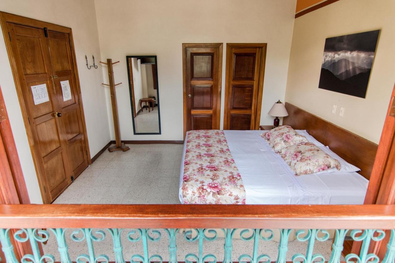 Hotel Valdivia Plaza Jardín Dış mekan fotoğraf