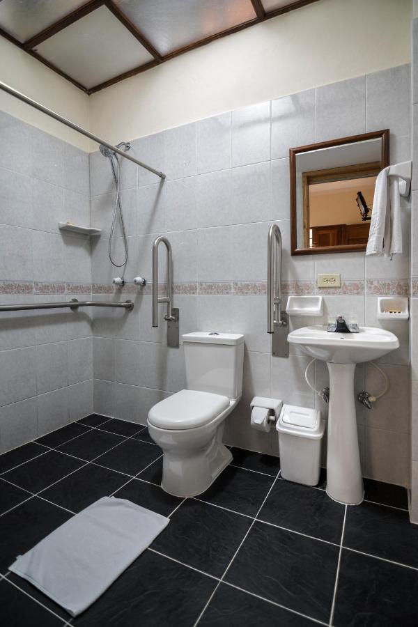 Hotel Valdivia Plaza Jardín Dış mekan fotoğraf
